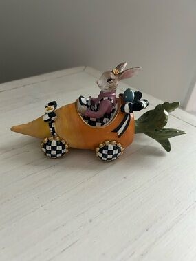 MacKenzie-Childs Mrs. Beet